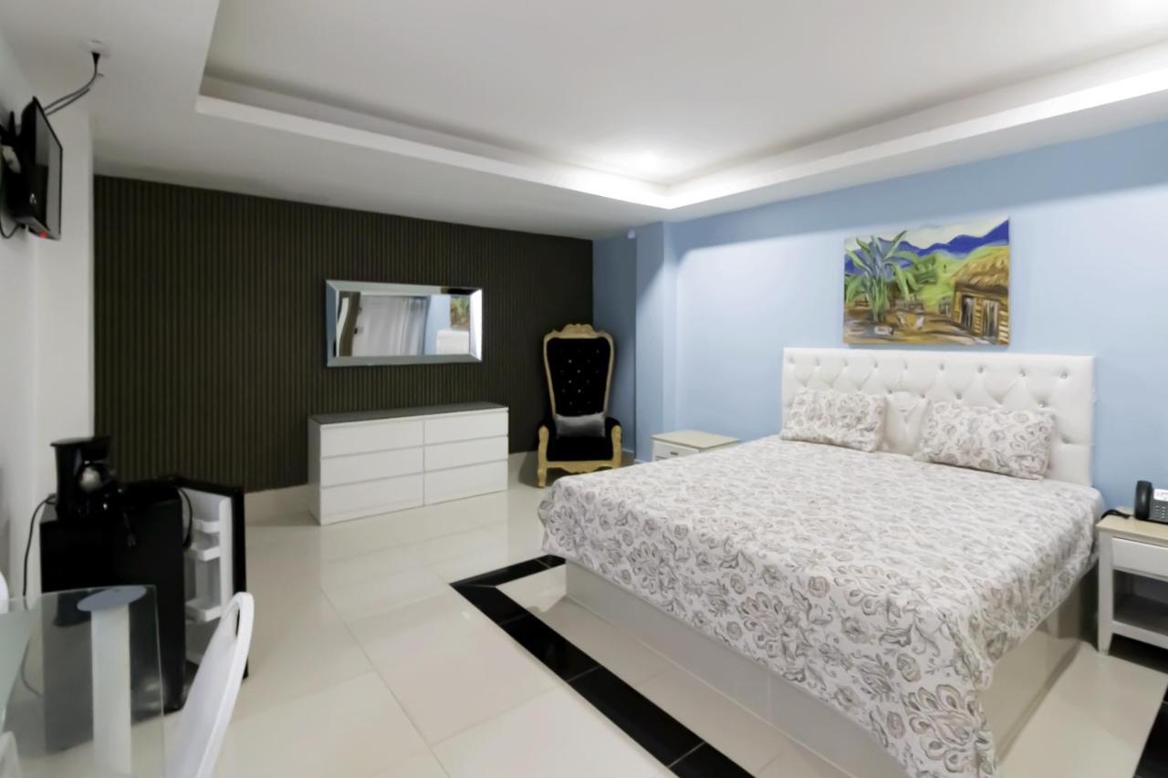 Hotel La Casona Dorada Santo Domingo Buitenkant foto