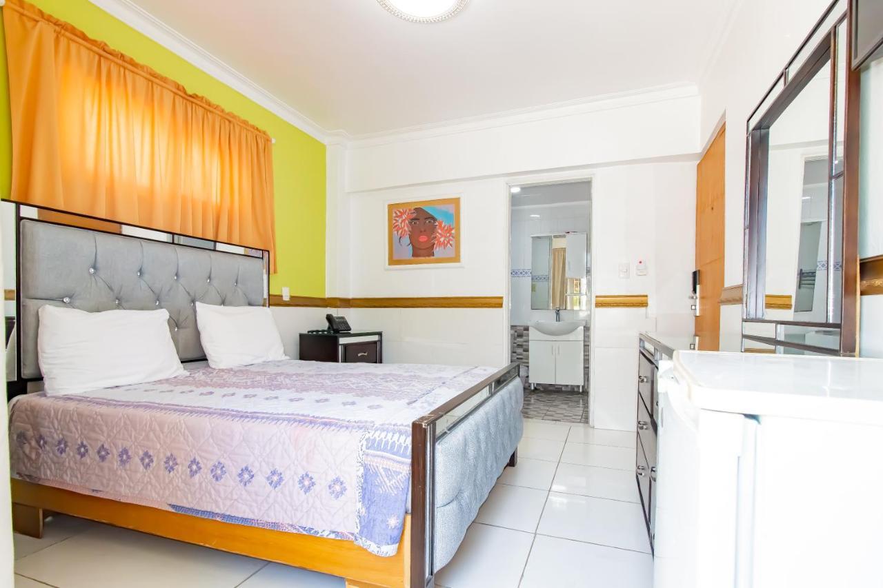 Hotel La Casona Dorada Santo Domingo Buitenkant foto
