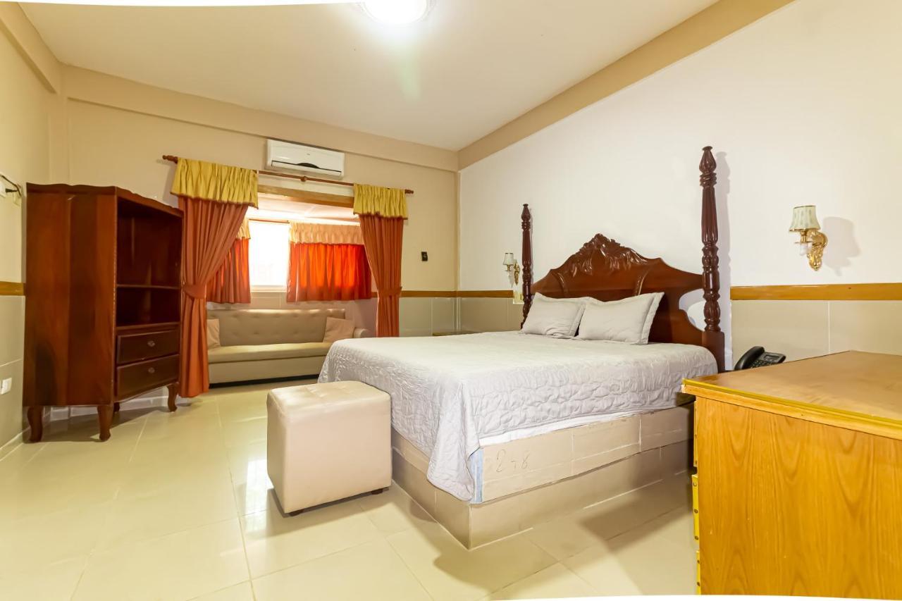 Hotel La Casona Dorada Santo Domingo Buitenkant foto